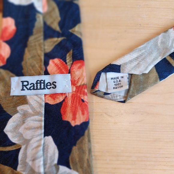 Bright Floral Orange/White Tie (4108), - Picture 2 of 4